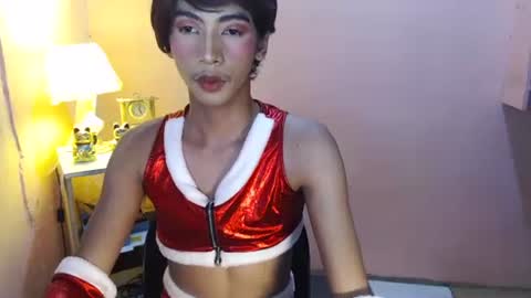 Mocha Locca  online show from 23, 12, 2024