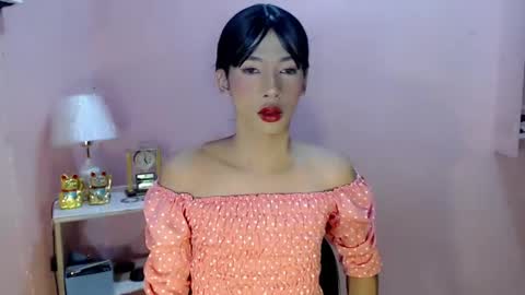 Mocha Locca  online show from 31, 12, 2024
