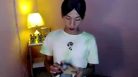 Mocha Locca  online show from 16, 1, 2025