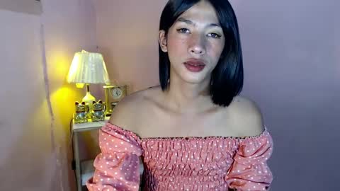 Mocha Locca  online show from 9, 2, 2025
