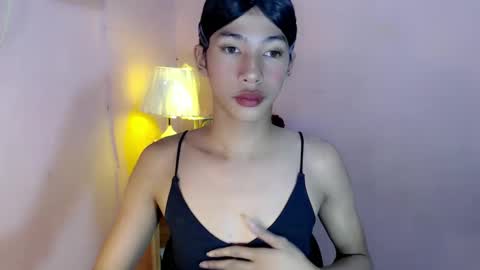 Mocha Locca  online show from 13, 2, 2025