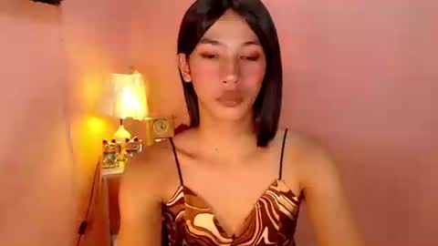 Mocha Locca  online show from 14, 2, 2025