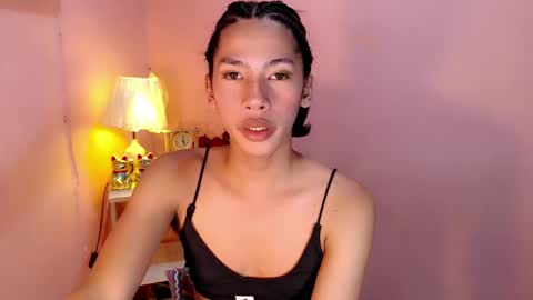 Mocha Locca  online show from 17, 2, 2025