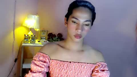 Mocha Locca  online show from 26, 2, 2025