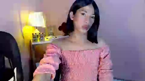 Mocha Locca  online show from 2, 3, 2025