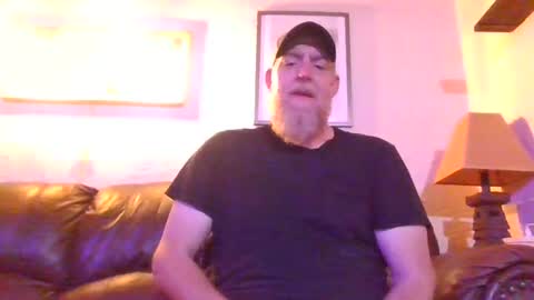 Snapshot of moeblick chatting on 1, 11, 2025 moeblick online show from 1, 11, 2025