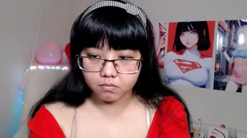 Molly online show from 7, 3, 2025