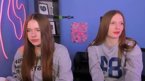 Snapshot of molianna_ chatting on 20, 3, 2026 anna online show from 20, 3, 2026