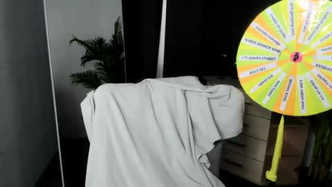 Snapshot of mollie_blush chatting on 17, 5, 2026 mollie_blush online show from 17, 5, 2026