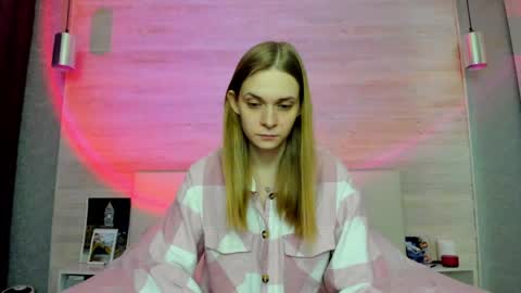 Molly Hunt online show from 31, 3, 2026