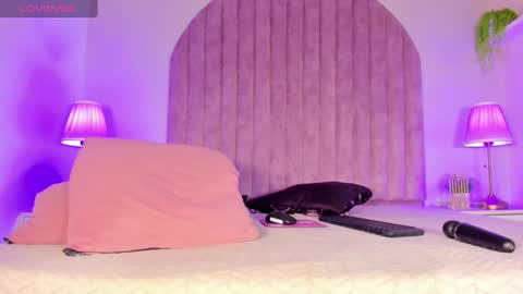 Molly Jackson online show from 16, 1, 2025