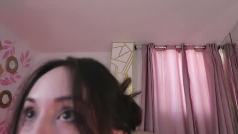   MOLLY   online show from 20, 1, 2025