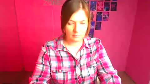 Snapshot of molly_mis chatting on 3, 5, 2026 Molly online show from 3, 5, 2026