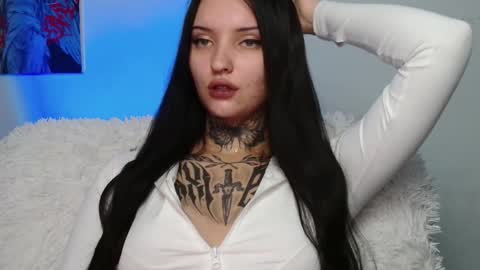 Snapshot of molly_montanaaa chatting on 22, 9, 2025 Lina online show from 22, 9, 2025