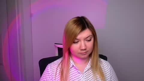 Molly online show from 27, 1, 2025