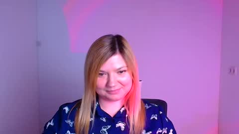 Molly online show from 7, 2, 2025