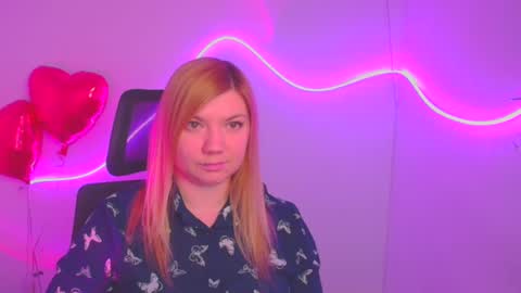 Molly online show from 5, 3, 2025