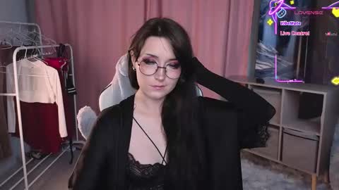 Snapshot of molly_phoenix chatting on 10, 9, 2025 Molly online show from 10, 9, 2025