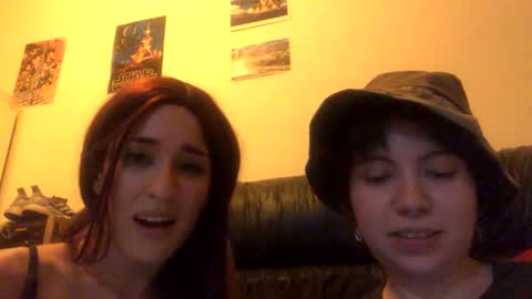 Molly Pop online show from 3, 1, 2025