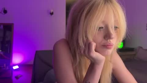 Snapshot of mollycodle chatting on 14, 7, 2026 Goddess Katherine online show from 14, 7, 2026