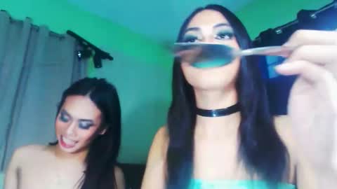 Snapshot of mollycoin18 chatting on 10, 10, 2025 mollycoin18 online show from 10, 10, 2025