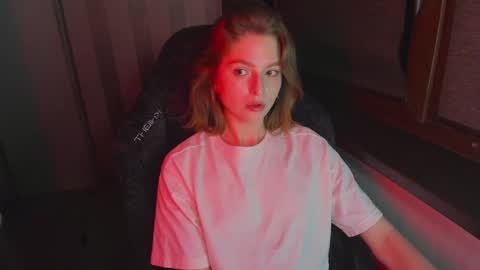 Snapshot of mollydangerous chatting on 28, 9, 2025 Taisha online show from 28, 9, 2025