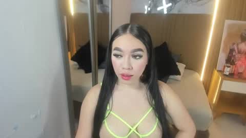 MOLLY online show from 18, 7, 2026
