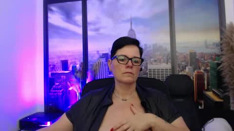 MollySun Nina Randmann online show from 15, 2, 2025