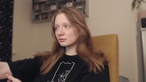 Snapshot of mollytucker chatting on 4, 1, 2025 mollytucker online show from 4, 1, 2025