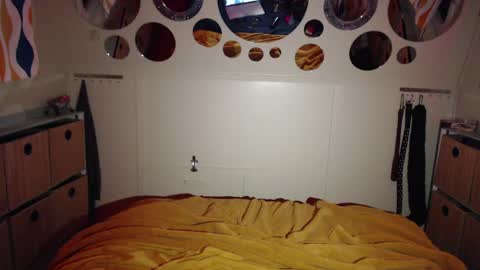 MollyxMalice online show from 12, 4, 2026