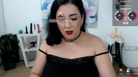 Snapshot of mom_17 chatting on 25, 1, 2025 Celeste online show from 25, 1, 2025