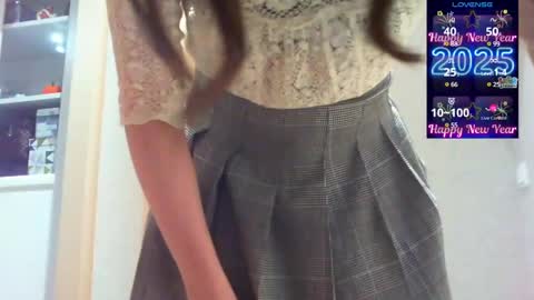 Snapshot of momentbeforedown chatting on 4, 1, 2025 Hailey online show from 4, 1, 2025