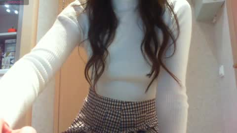 Snapshot of momentbeforedown chatting on 16, 2, 2025 Hailey online show from 16, 2, 2025