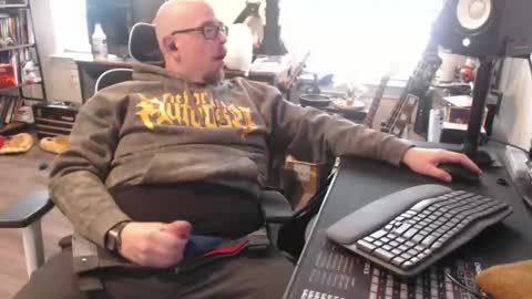 momer85 online show from 20, 4, 2026