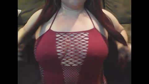 mommies_mooseknuckle online show from 28, 9, 2025