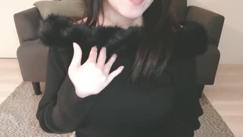 Momo online show from 18, 12, 2024