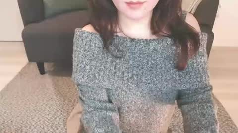 Momo online show from 10, 1, 2025