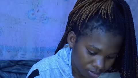 momsdoll online show from 19, 1, 2026