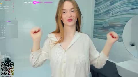 Snapshot of monabrickell chatting on 29, 10, 2025 Mona online show from 29, 10, 2025