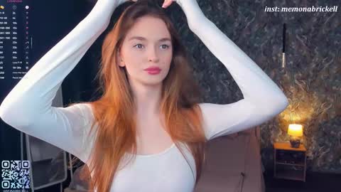 Snapshot of monabrickell chatting on 21, 11, 2025 Mona online show from 21, 11, 2025