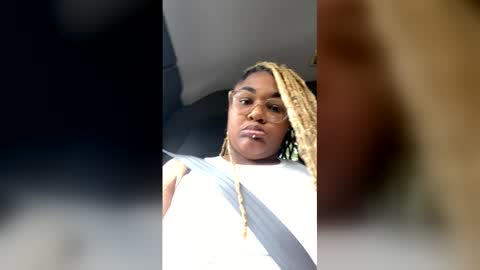 monaemonroe25 online show from 7, 6, 2026