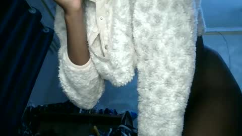 mona online show from 16, 12, 2025