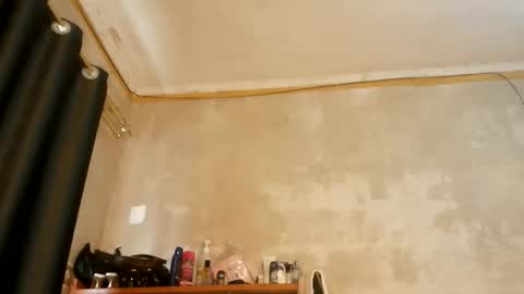 Snapshot of monah_ebony chatting on 25, 5, 2026 mona online show from 25, 5, 2026