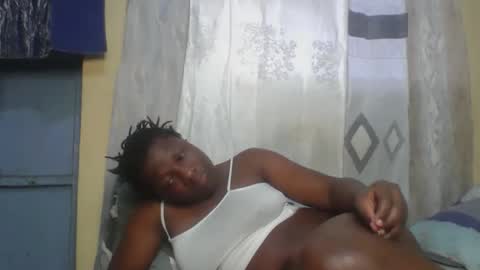 Snapshot of monalisaah chatting on 18, 12, 2025 monalisaah online show from 18, 12, 2025