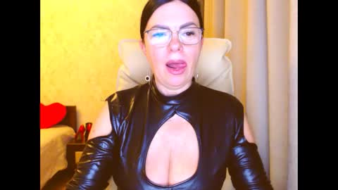 monica online show from 16, 2, 2025
