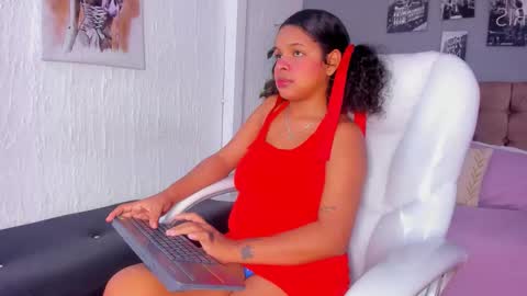 monica_robles_ online show from 28, 3, 2026