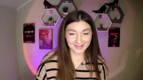 Snapshot of monica_sweets chatting on 25, 9, 2025 sweet girl and shine body online show from 25, 9, 2025
