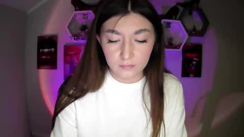 Snapshot of monica_sweets chatting on 29, 9, 2025 sweet girl and shine body online show from 29, 9, 2025