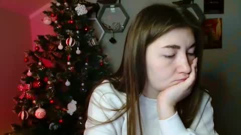 sweet girl and shine body online show from 15, 11, 2025