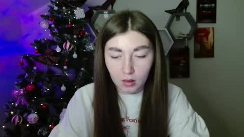 sweet girl and shine body online show from 22, 11, 2025